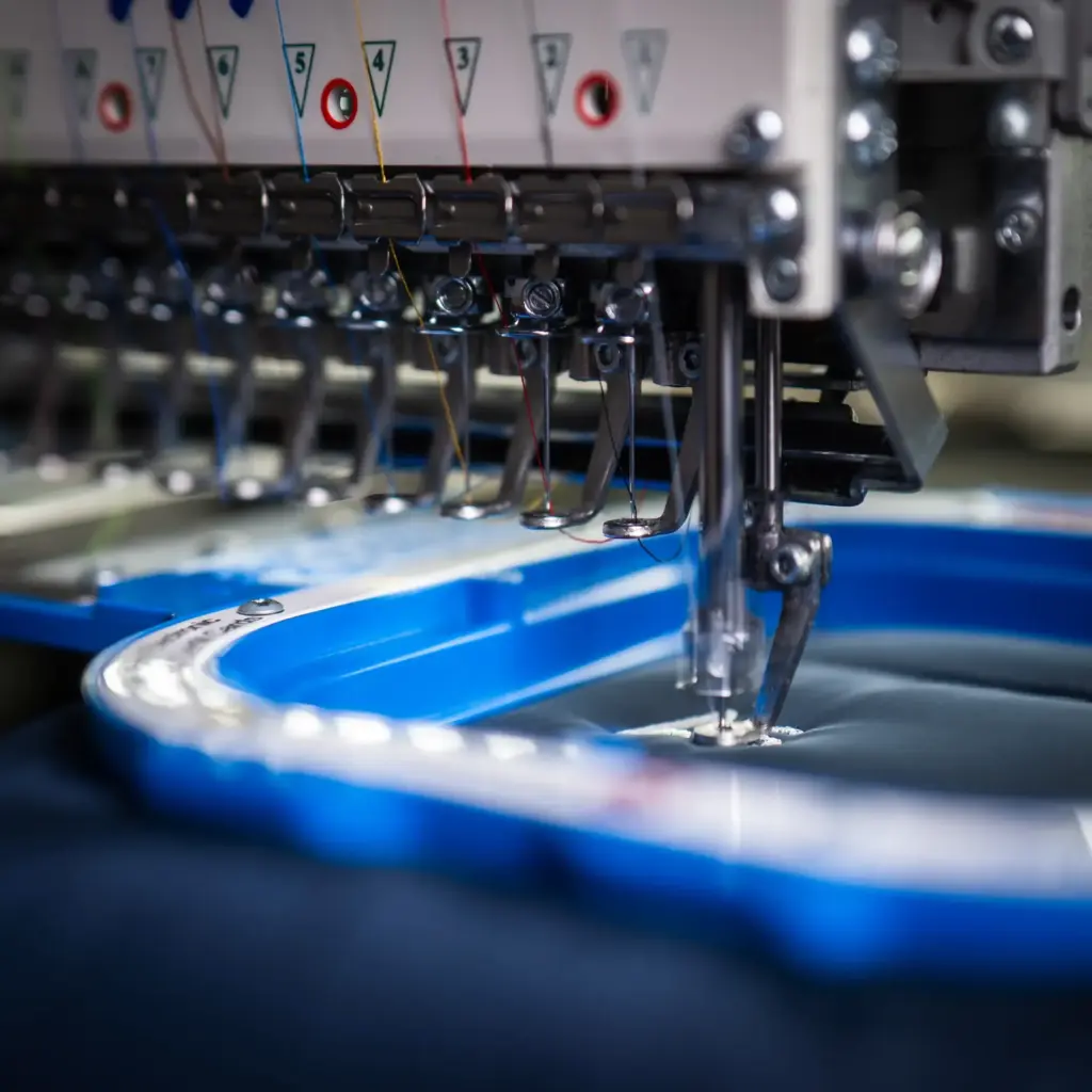 Broderie certifiée GOTS sur vêtements promotionnels à Saint-Herblain proche de Nantes